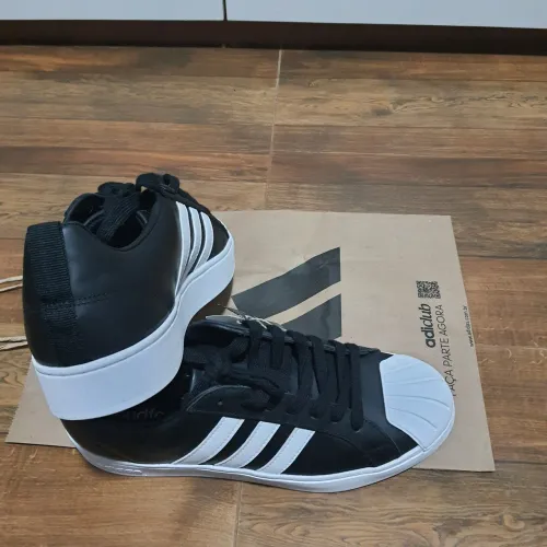 Tênis Adidas Streetcheck Couro tamanho 41