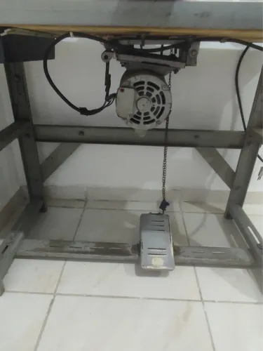 Máquina travete
