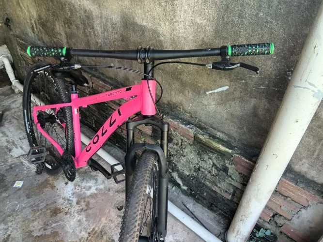 Vende-se bicicleta aro 29 perfeita para passear,leia a descrição