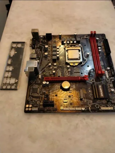 Placa mãe lga 1200 Gigabyte b560m Gaming HD