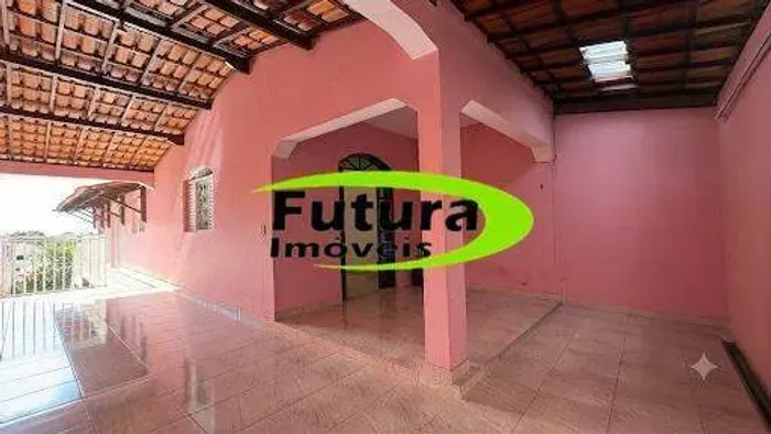 Ótima casa para locação no Bairro Mangueiras Espaço, conforto e excelente localização na
