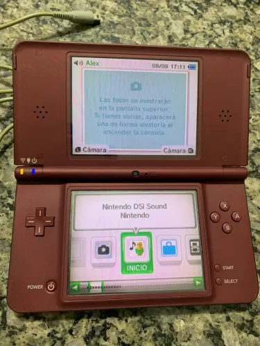 Nintendo DS XL