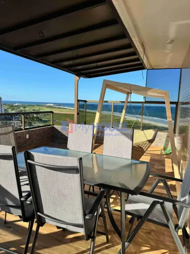 Cobertura à Venda com vista deslumbrante para o mar e para os cartões postais da cidade de