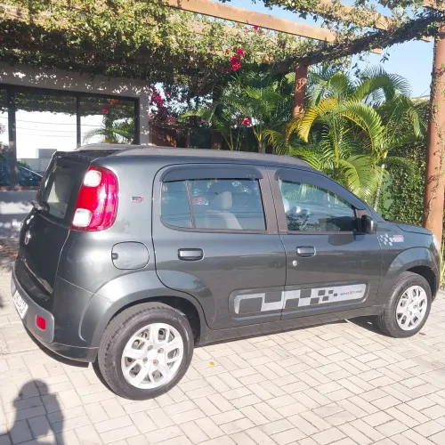 Fiat Uno Sporting 1.4 EVO Fire Flex 8V 4P 2013