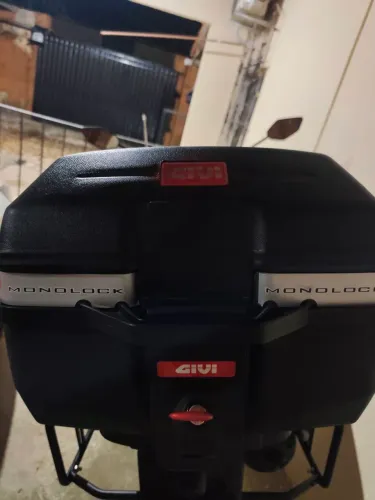 Baú Givi 27LT