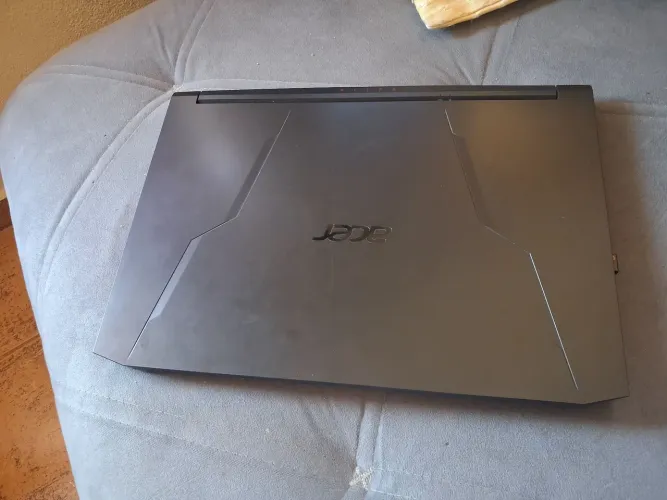 Notebook Gamer Acer Nitro 5 Intel i7 11th ger. 2.3GHz 8GB de RAM, SSD 512GB RTX2060 4GB