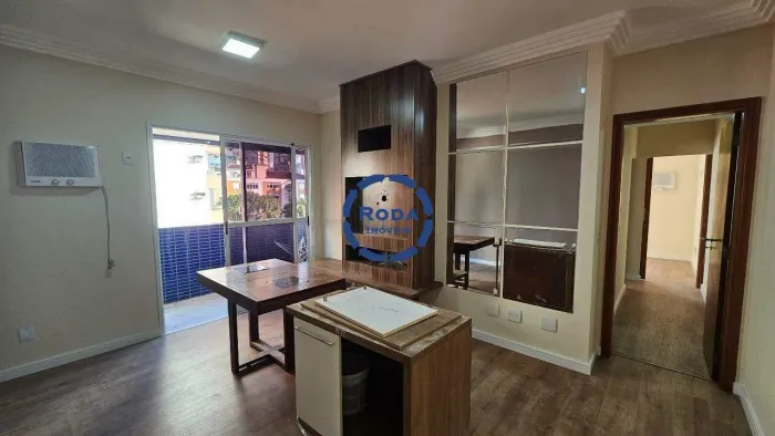 Apartamento Amplo à Venda 2 dormitório no Gonzaga