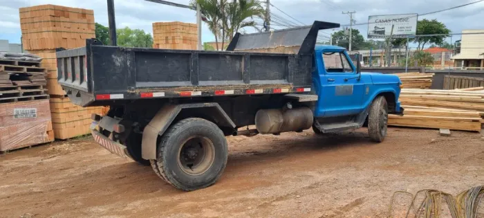 Caminhão Chevrolet D60