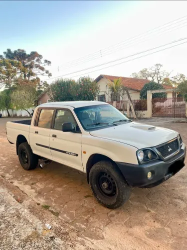 Mitsubishi L200 GL 2.5 4X4 CD Diesel 2008