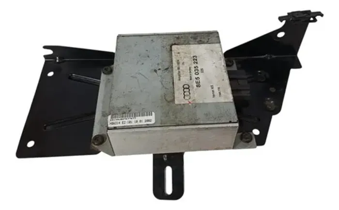Módulo Amplificador Som Audi A4 2005 / 8e5035223 Preto