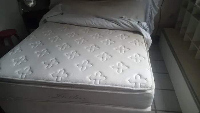 Cama box