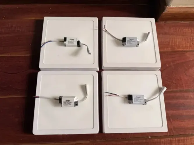 Lote 4x Plafon LED Avant 18W Sobrepor Quadrado 22x22 cm 6500K