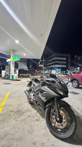 R15 yamaha Yrf | 23/24