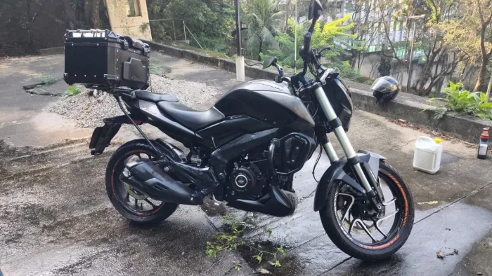 Vendo dominar 400 em perfeito estado