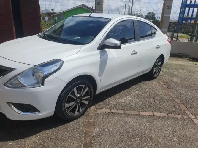 Nissan Versa SL 1.6 16V Flexstart 4P Aut. 2020
