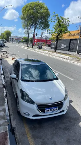 Peugeot 208 Allure 1.5 Flex 8V 5P 2015