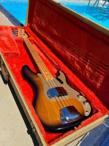 Fender American Vintage 57' Precision Bass (AVRI)