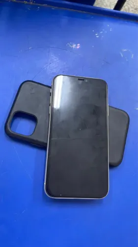 iPhone 11 funcionando tudo