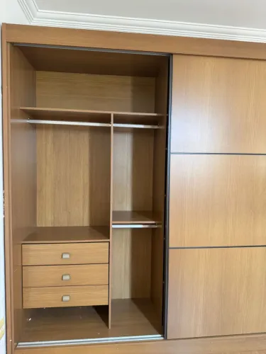 Vendo Armário quarto