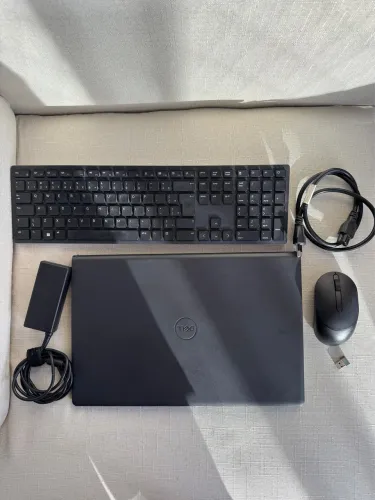 NOTEBOOK DELL INSPIRON 15 i3 11ª geração EM PERFEITO ESTADO