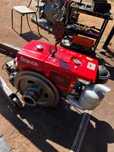 Motor Estacionário Branco 22cv diesel