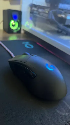 Mouse Logitech G403 Hero com cabo Paracord