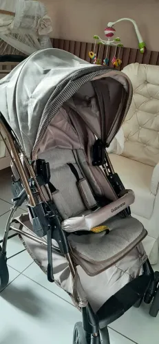 Carrinho de bebê galzerano