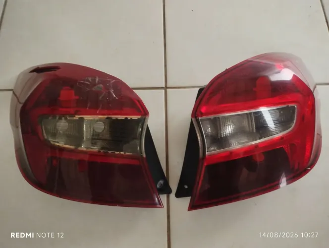 Faróis Ford Ka BARATO COM AVARIAS