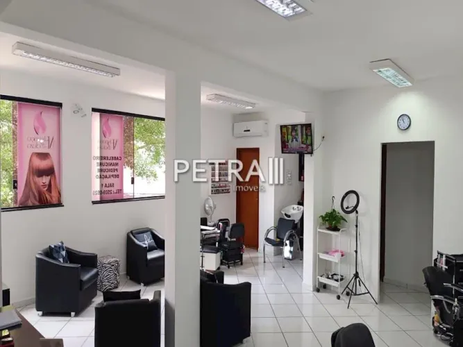 Salao De Beleza Montado Passa Ponto