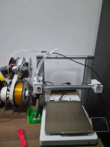 Bambulab A1 com Ams ( 15 horas)