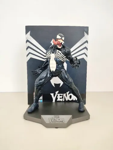 Venom Iron Studios