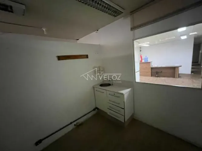 Sobreloja - / Comercial / Flamengo