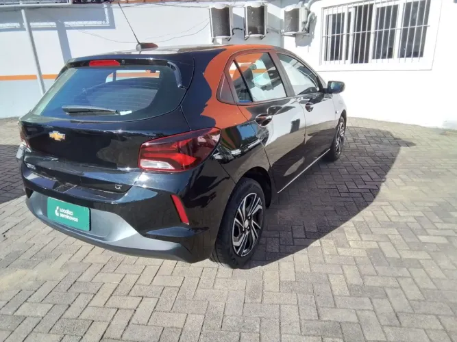 Chevrolet Onix Hatch LT 1.0 12V Flex Mec. 4P 2025