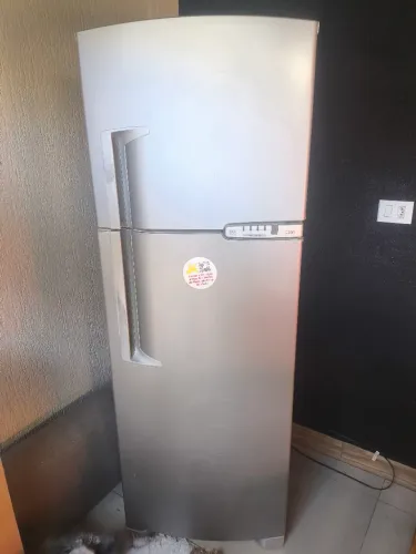 Geladeira duplex frost free Brastemp 