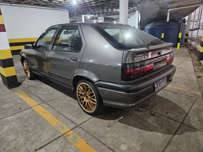 Renault 19 RN 1996