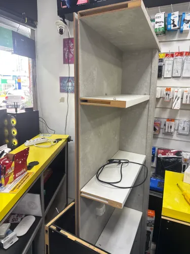 Doando balcão alto para loja retirar hoje