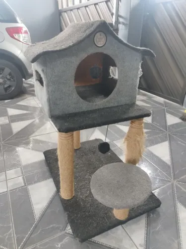 Casa de gato usada