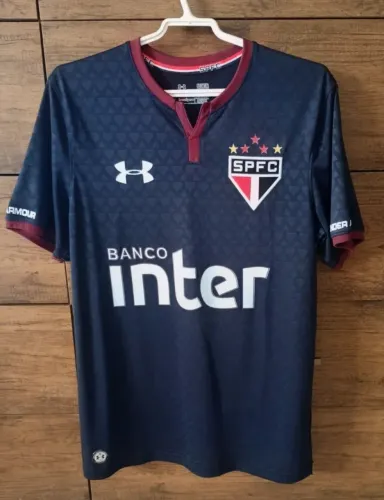 Camisa under armour Hernanes