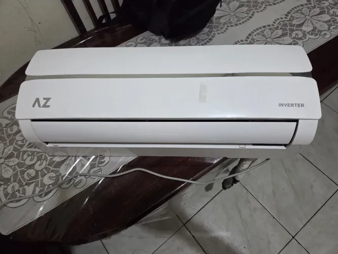 Ar condicionado AZ 12.000 BTUS