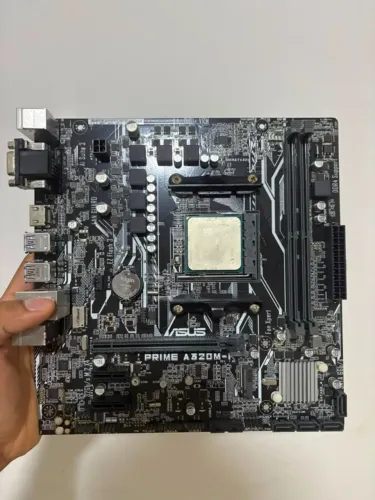 Placa Mãe ASUS Prime A320M-K + Processador AMD Athlon 200GE (Leia a Descrição)