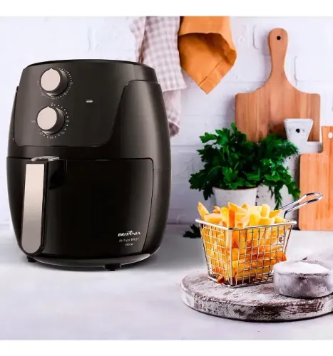 Fritadeira Air Fryer 4,2l Bfr37 Britânia Cor Preto