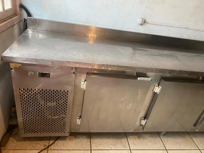 Balcão refrigerado 3 portas 220v c/controladora digital ENTREGO