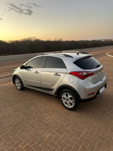 Hyundai HB20X Premium 1.6 Flex 16V Aut. 2014