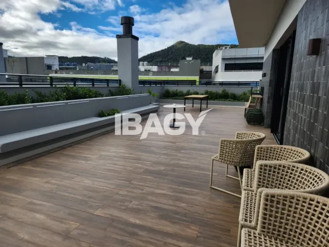 Excelente Apartamento 2 dormitório(s) em Saco Grande - Florianópolis