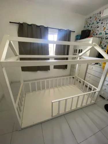 CAMA MONTESSOURIANA