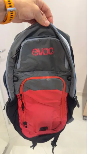 Mochila hydrate EVOC 16lt
