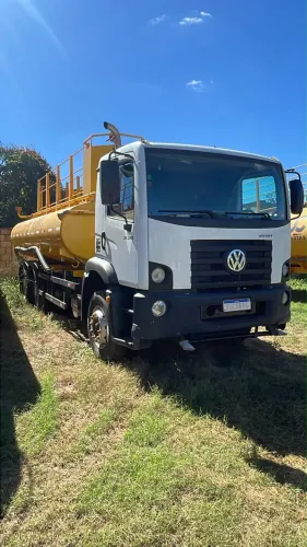VW 26.260 6x4 Pipa 15.000 litros