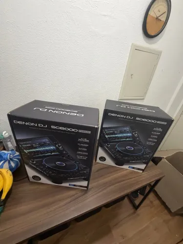 Par de cdj Denon SC6000 Prime SemiNovos sem Mixer