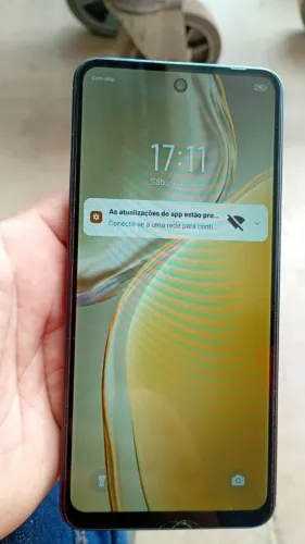 Vendo celular infinity semi novo com carregador 