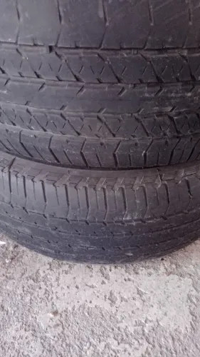 5 Pneus meia vida aro 18 S10 em ótimo estado zap *